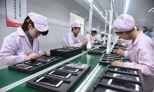 郭臺(tái)銘兩語(yǔ)驚四方 一句震白宮，一句寒華為